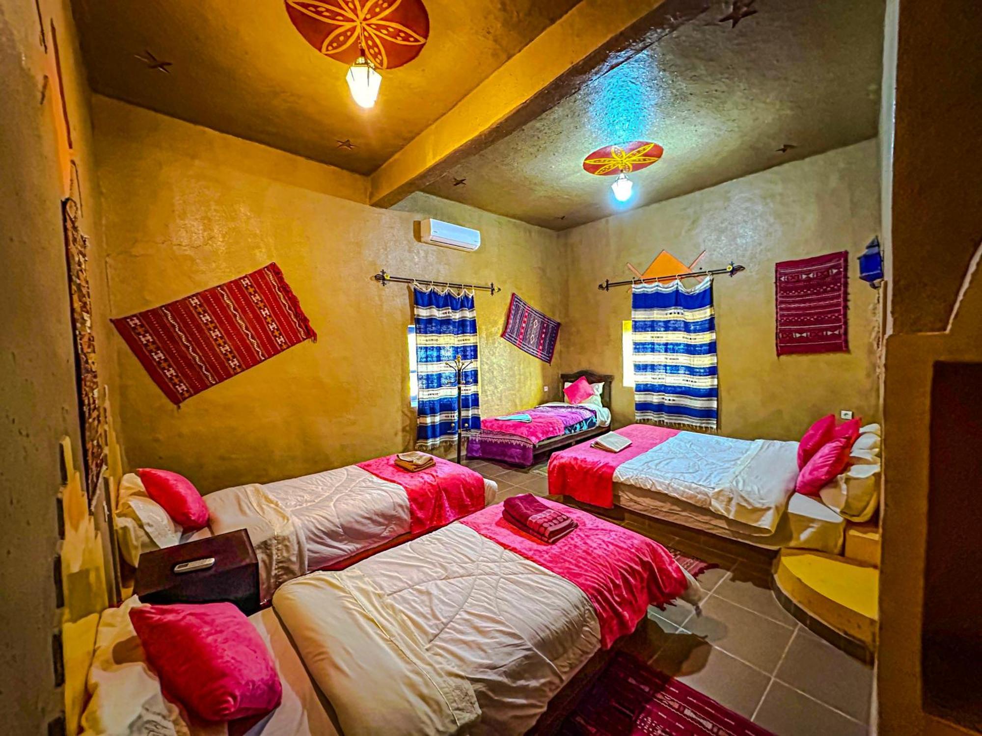 Riad Les Roches Merzouga Exterior photo